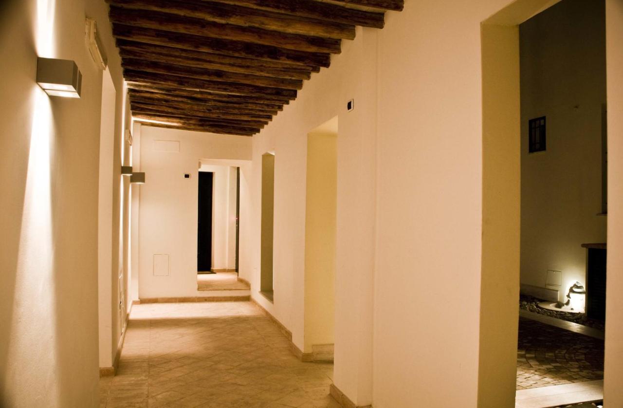 诺斯托蒙多兹安卡乐尼公寓 罗马 客房 照片